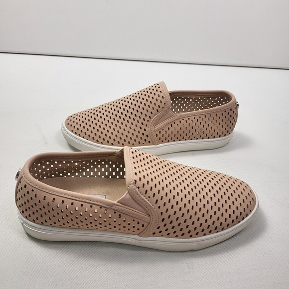 Steve Madden Elenor Pink Sneakers Women's Size 8.5 Slip On Perforated Laser Cut - Picture 3 of 7